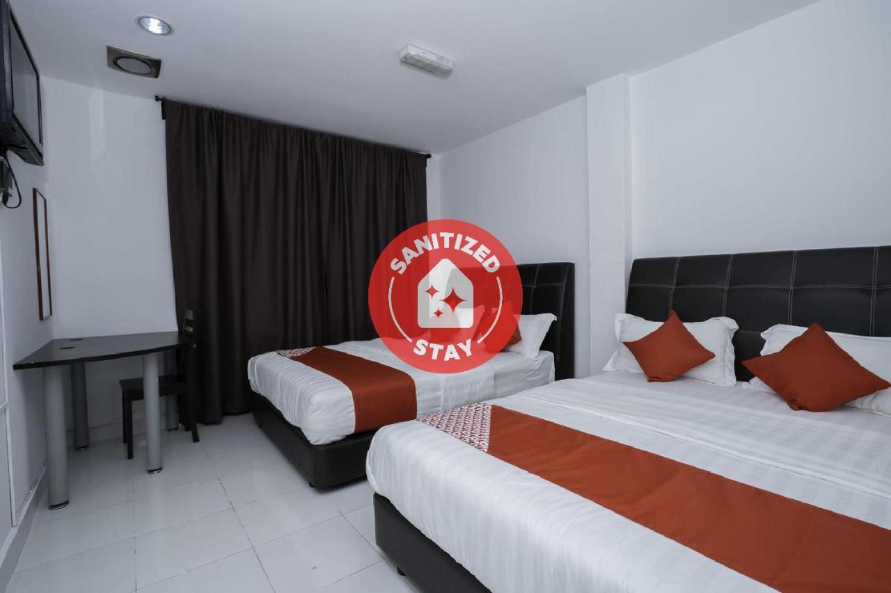 Oyo 988 Malawati Ria Hotel Куала Селангор Екстериор снимка