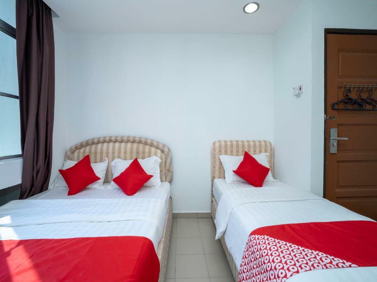 Oyo 988 Malawati Ria Hotel Куала Селангор Екстериор снимка