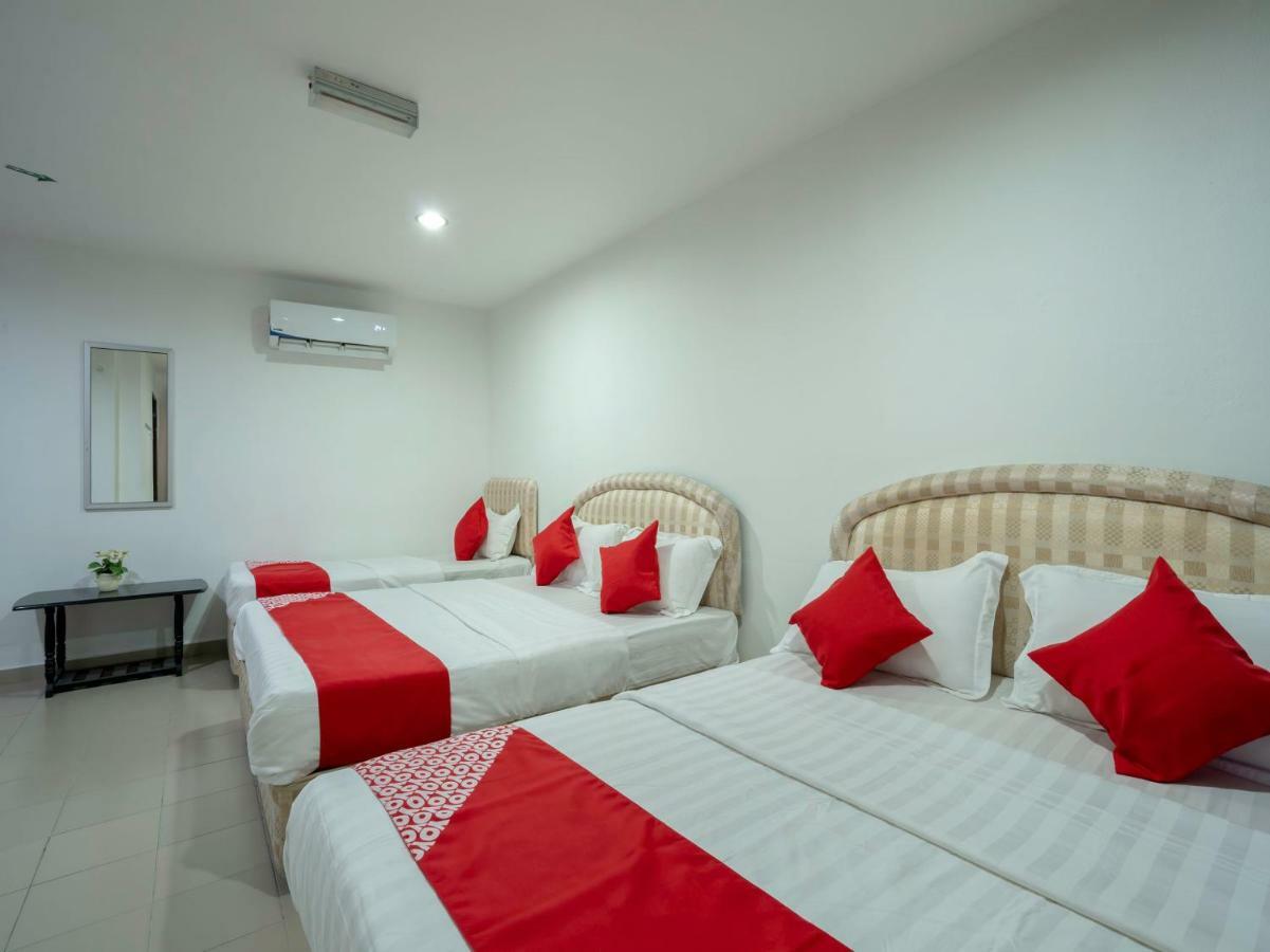 Oyo 988 Malawati Ria Hotel Куала Селангор Екстериор снимка