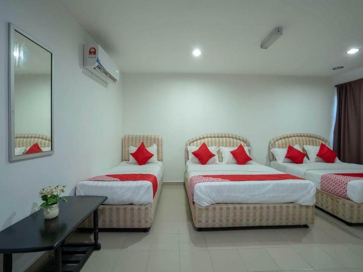 Oyo 988 Malawati Ria Hotel Куала Селангор Екстериор снимка