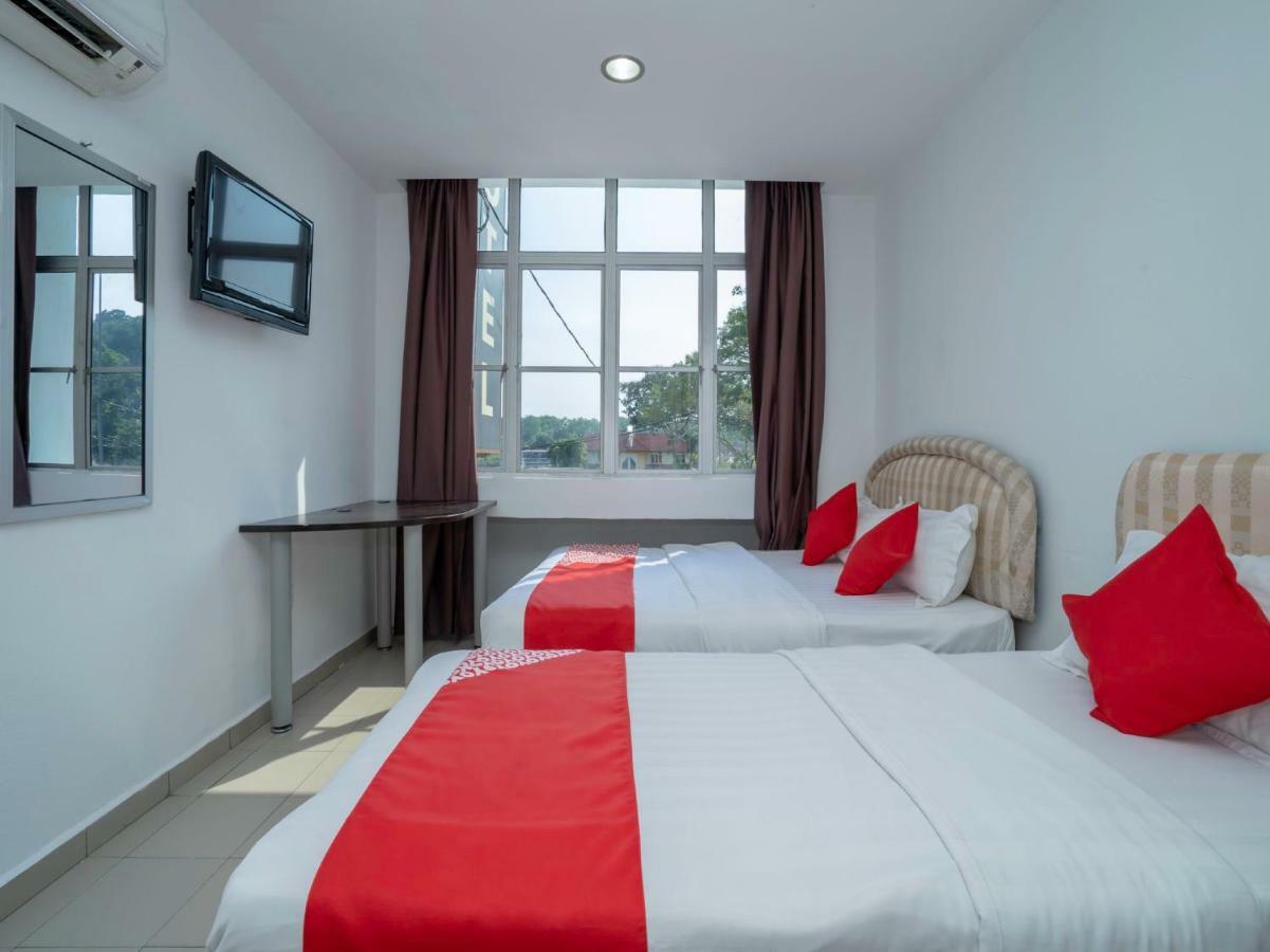 Oyo 988 Malawati Ria Hotel Куала Селангор Екстериор снимка